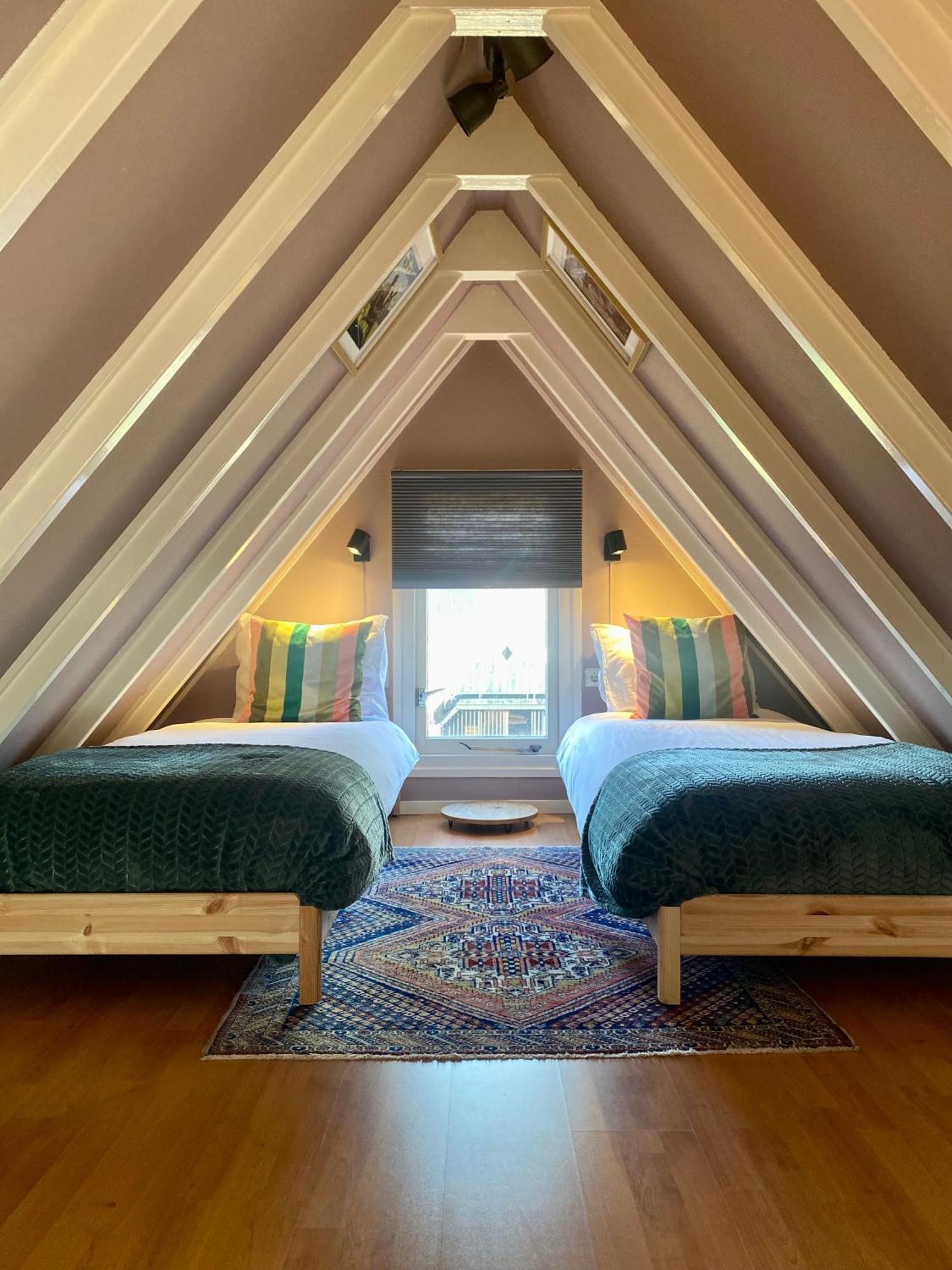 Loosan Lodges Gastenhuis Reutum 외부 사진